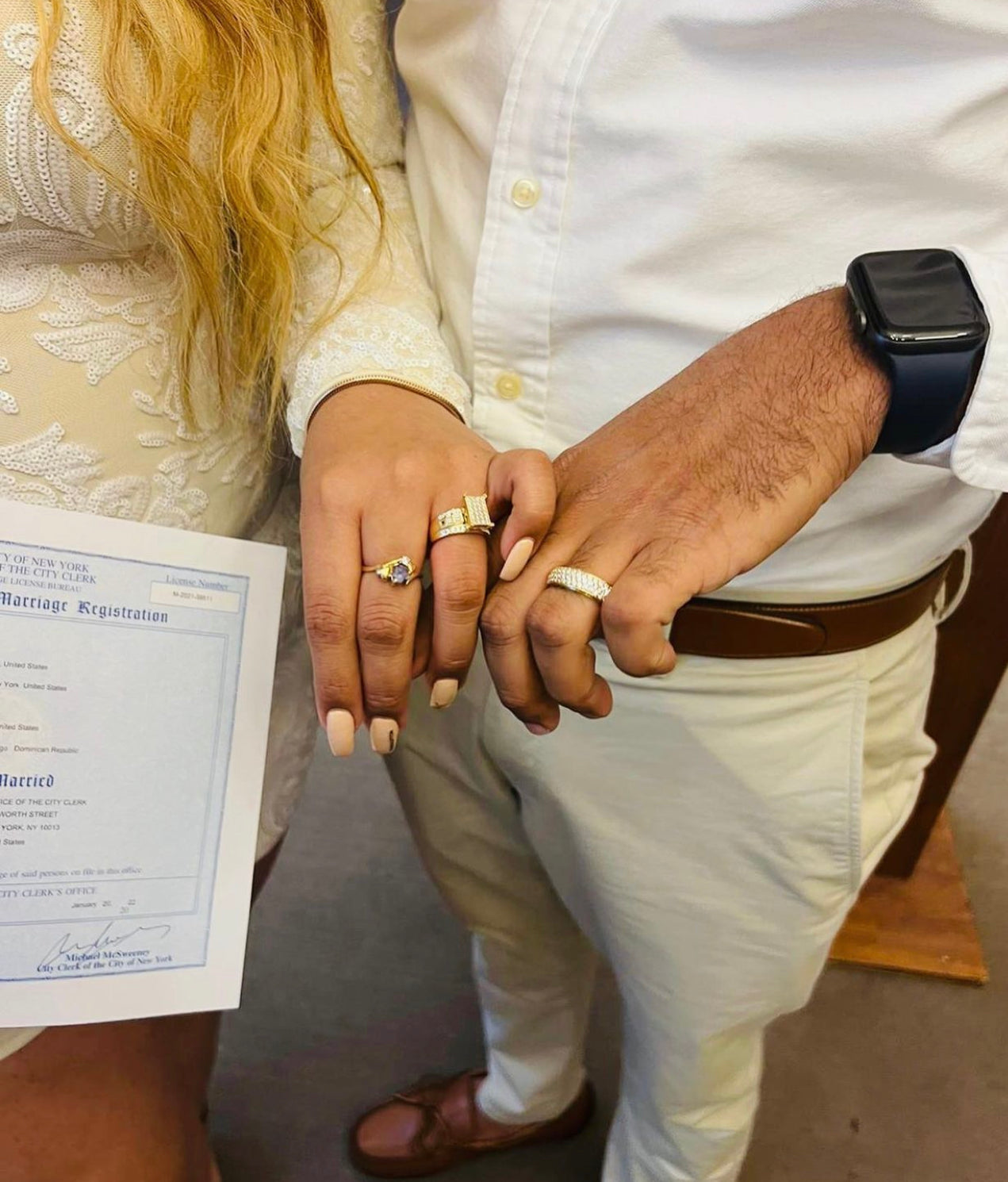 Anillo de compromiso ser de hombre y mujer