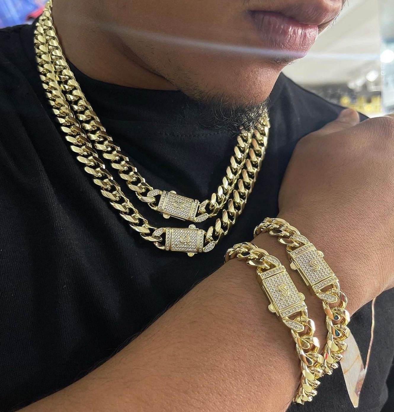 Choker de hombre